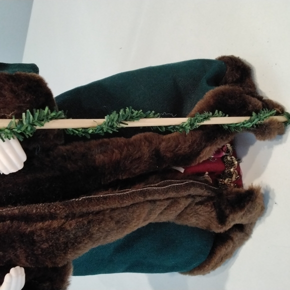 11" Santa - Picture 3 of 7